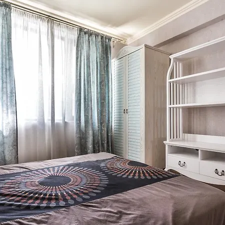 Apartment Evksinograd *